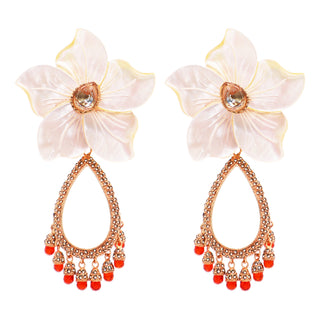 Arete flor Camelia II