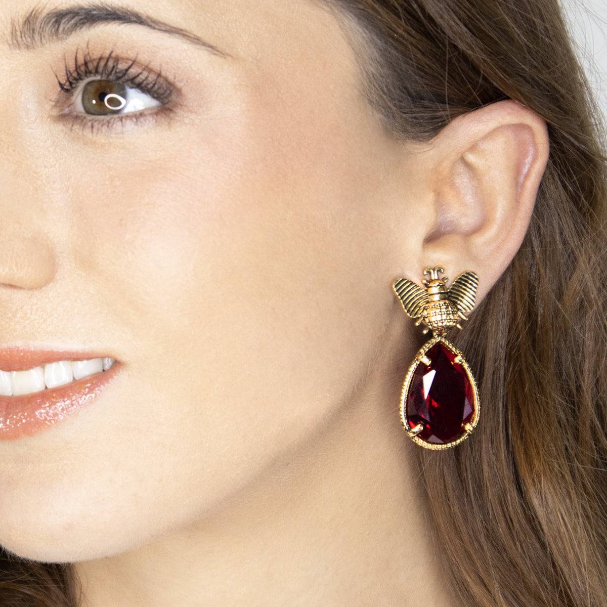 Arete bugs abeja rojo Aretes con Drop (No desmontable) de Joyería Regina Castillo