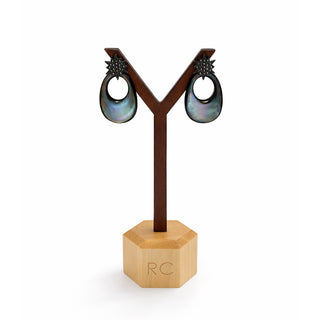 ARETES LYRA MOP