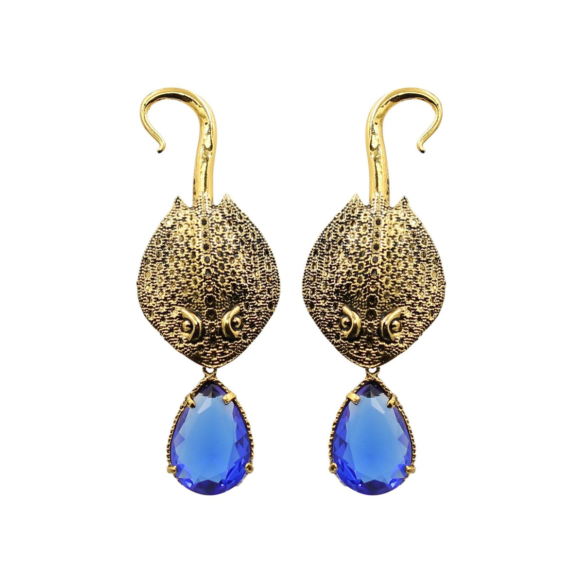 Arete bugs mantarraya Aretes con Drop (No desmontable) de Joyería Regina Castillo